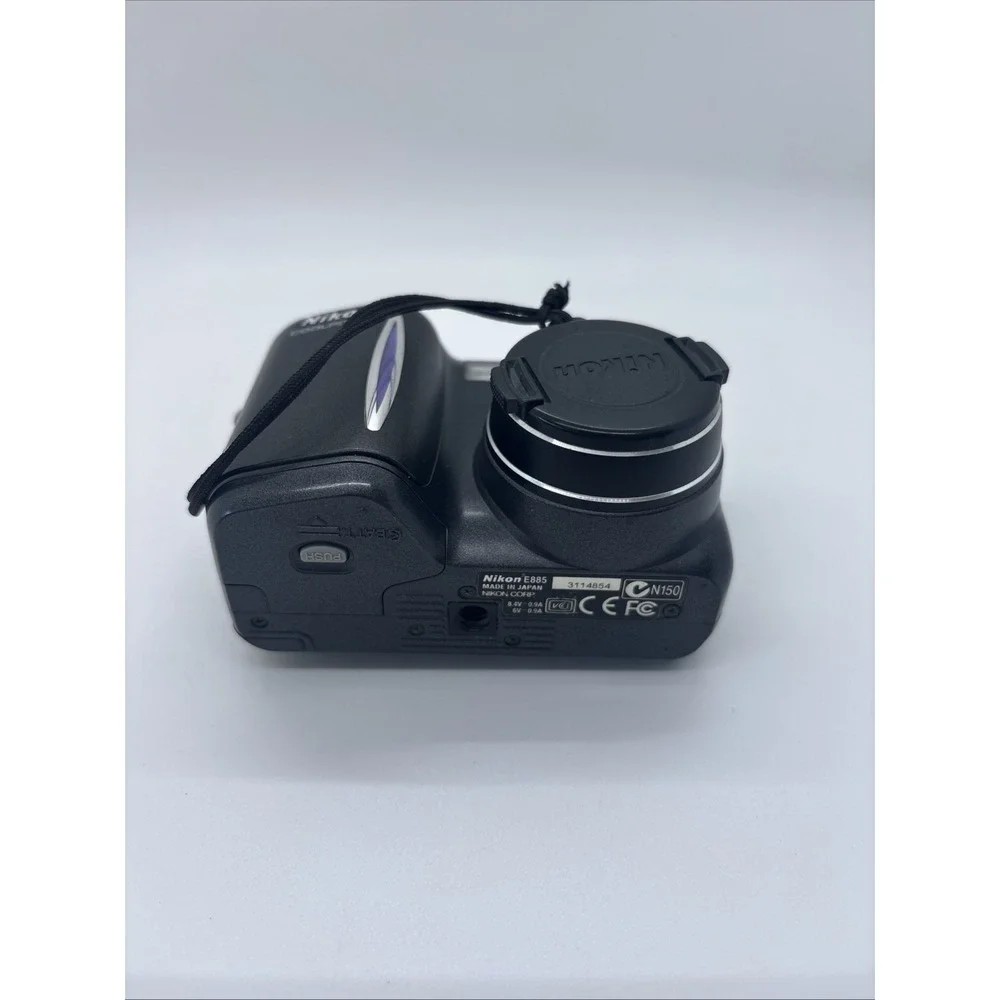 Nikon coolpix 885
